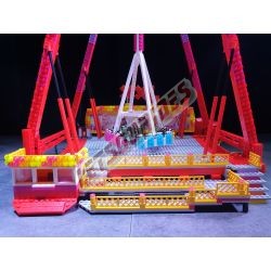 LetsGoRides - XXL, Motorized reproduction of the fairground attraction "XXL" made with Lego.
Foldable on 3 trailers. - Johann F