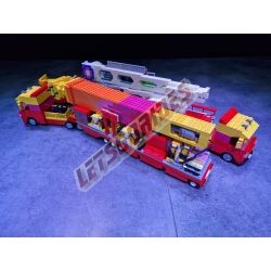  - Giant Booster, Reproduction motorisée de l'attraction foraine "Giant Booster" en Lego
Transportable sur deux remorques.
