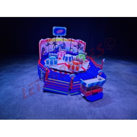 LetsGoRides - TakeOff, 
Motorized reproduction of the fairground attraction "TakeOff" made with Lego bricks. Transportable on 4