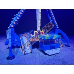 LetsGoRides - Lunarix, 
Motorized reproduction of the fairground attraction "Lunarix" made with Lego bricks. Foldable on 1 trai
