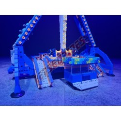 LetsGoRides - Lunarix, 
Motorized reproduction of the fairground attraction "Lunarix" made with Lego bricks. Foldable on 1 trai