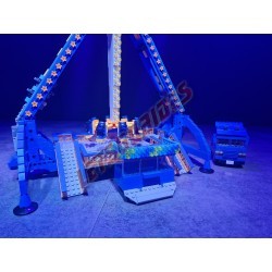 LetsGoRides - Lunarix, 
Motorized reproduction of the fairground attraction "Lunarix" made with Lego bricks. Foldable on 1 trai