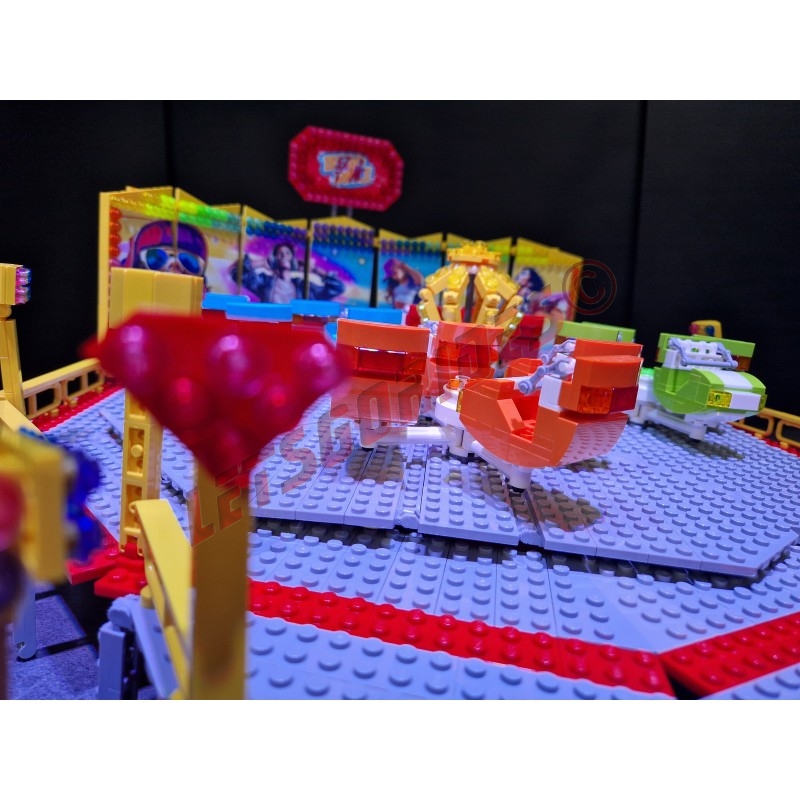 Break Dance - LEGO® bricks fairground attraction Product type Complete Kit