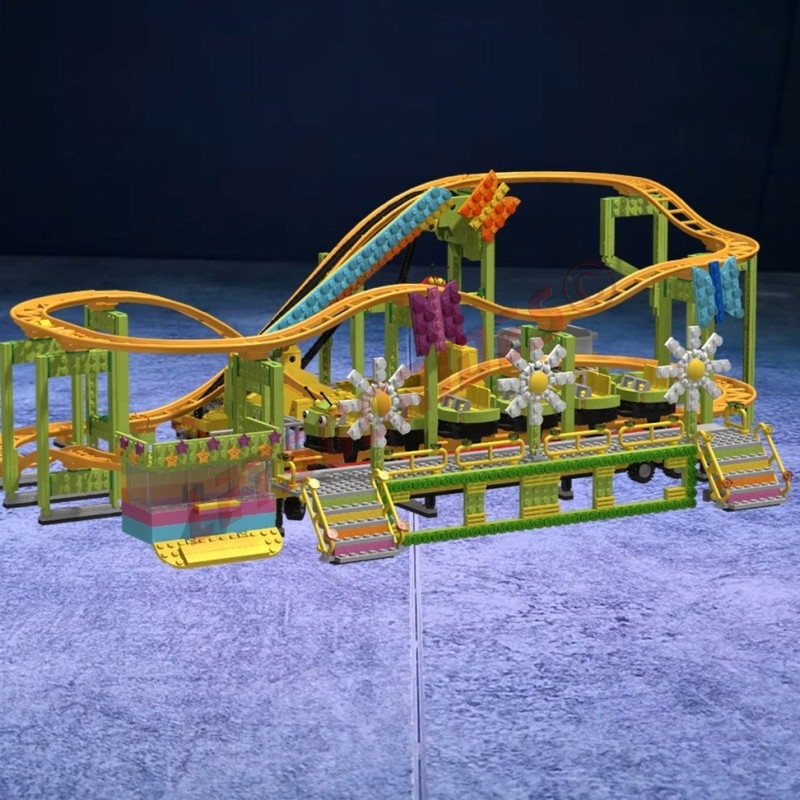 Caterpillar - Attraction Foraine en briques LEGO®