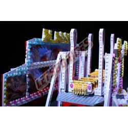 LetsGoRides - Aladdin, Motorized reproduction of the fairground attraction 'Aladdin' (Flying Carpet) made with Lego. Foldable on